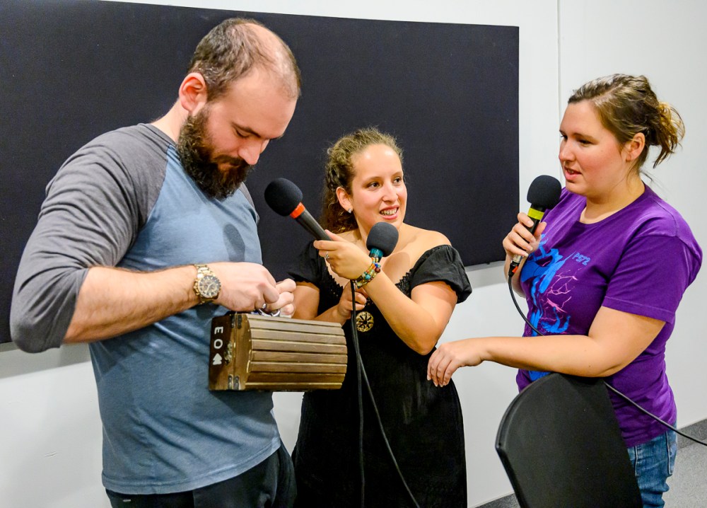 cadenas-directionnel-et-lampe-uv-coffre-SOS-Aventures